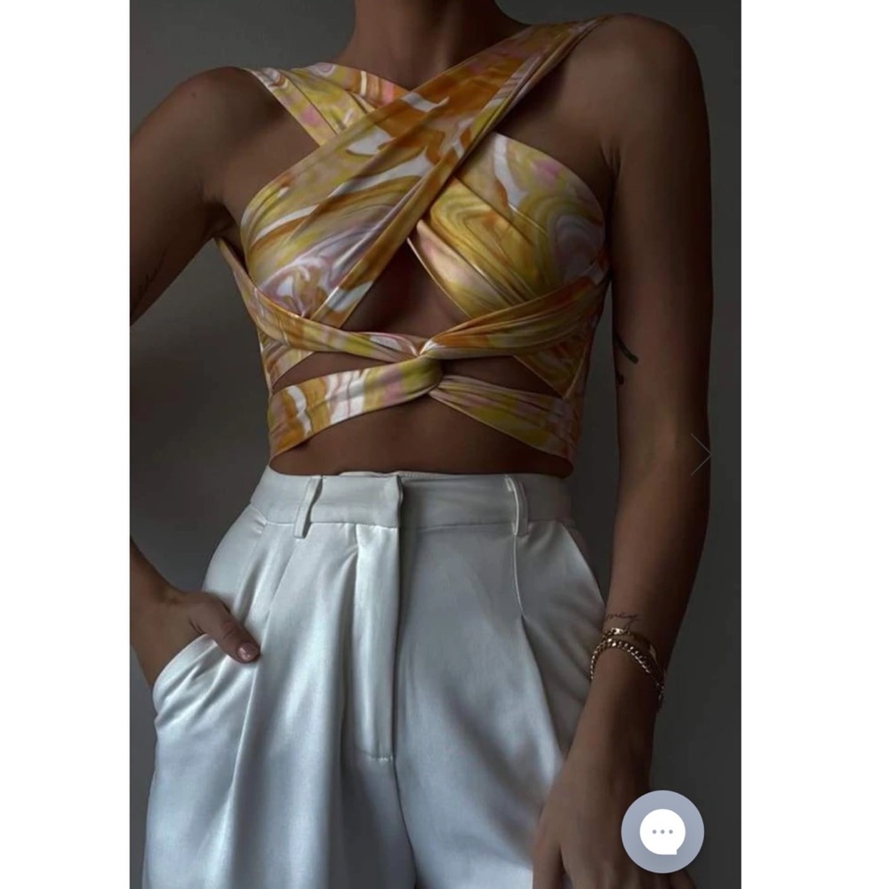 RUMOURS Wrapped top